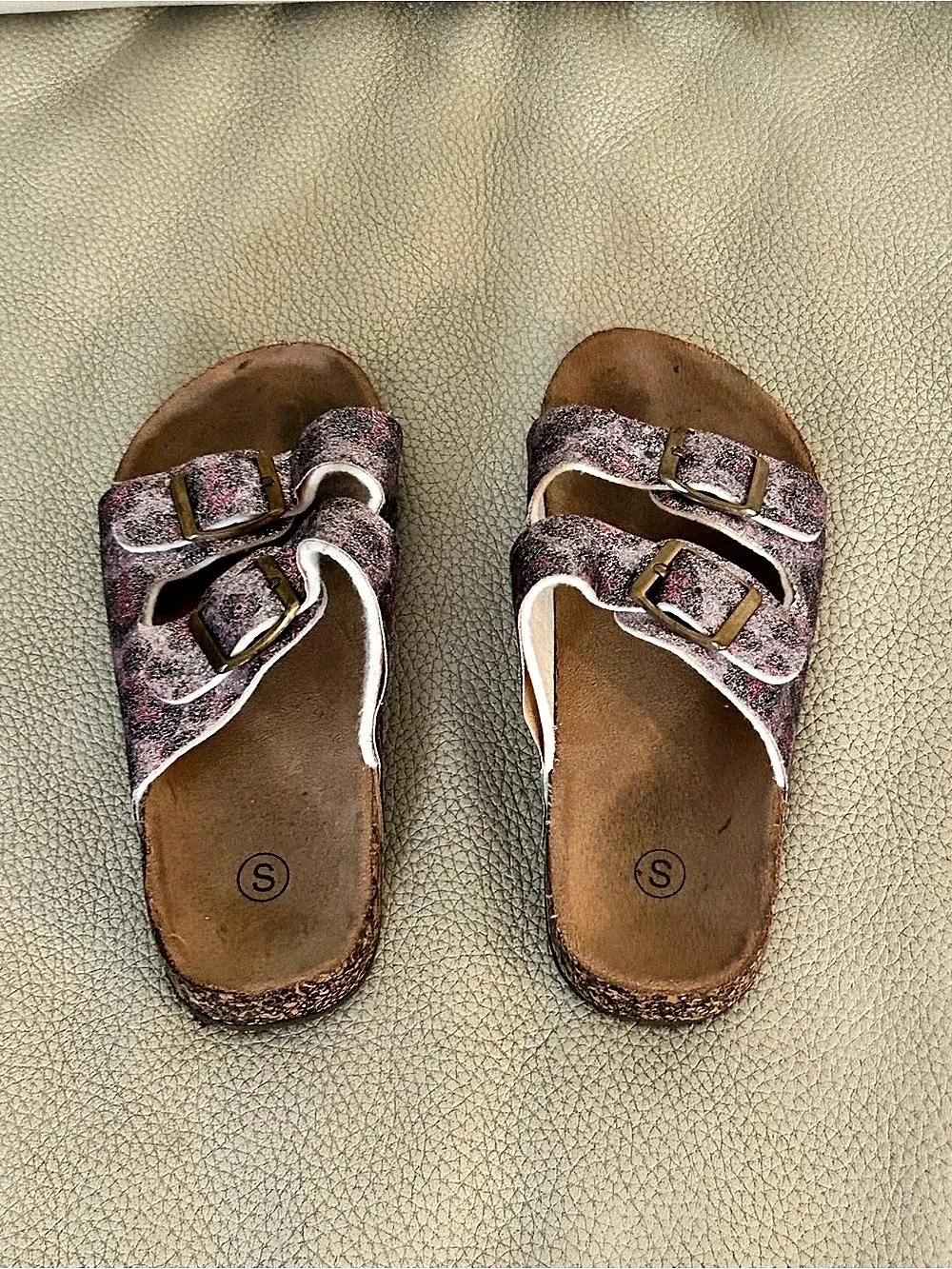 Girls Double-Buckle Metallic Sandals Pink & Purple, Size US 11/12